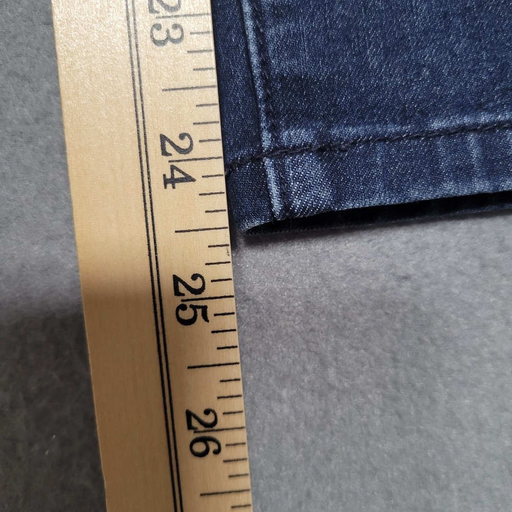 Chicos Fabulously Slimming Womens Straight Leg Blue Denim Jeans Mid Rise Sz 0 - Picture 7 of 7